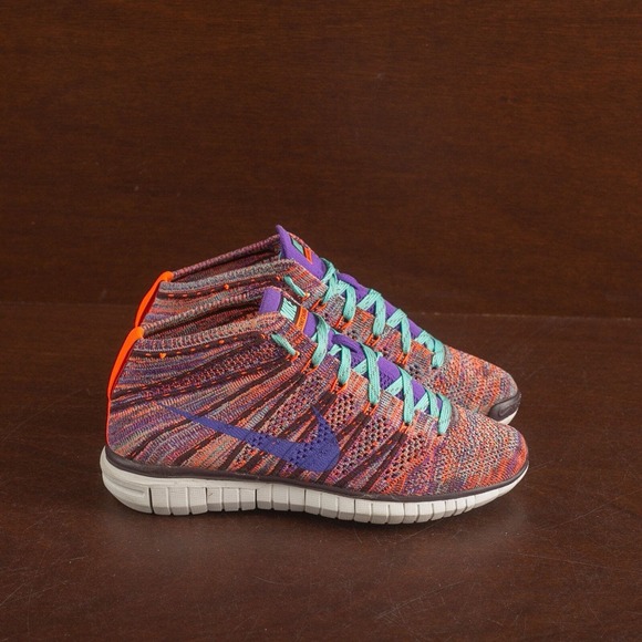 Nike Shoes - Nike Flyknit Chukka Running Sneaker Shoes Womens SZ 6.5 Purple/Red 639699-801